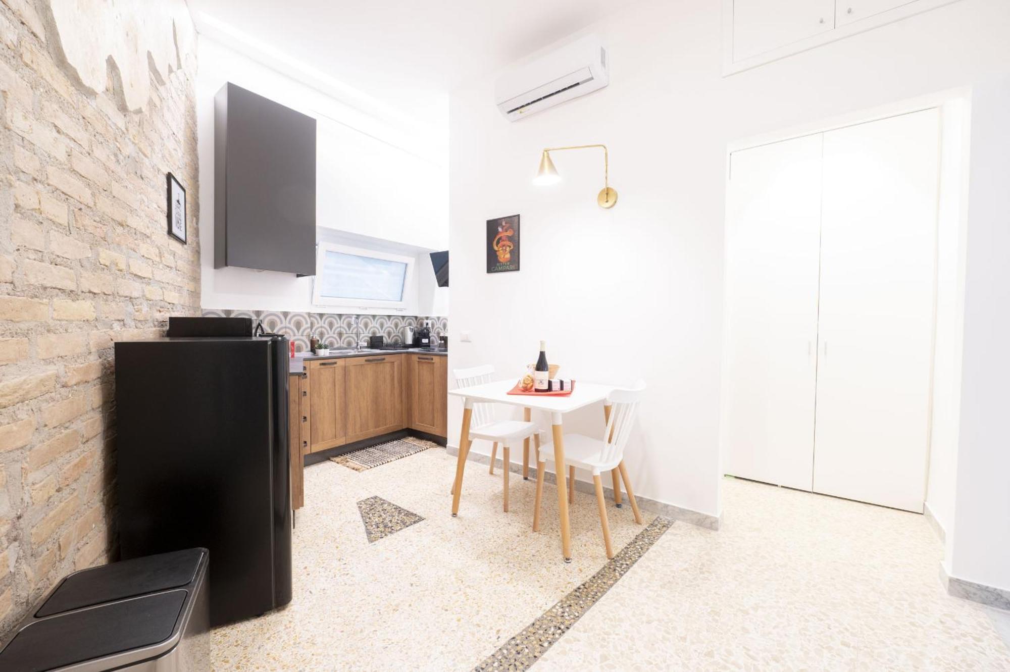 Trastevere Lovely 2 Bedroom Roma